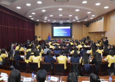 “Өсвөрийн парламент – 2022”-ын нэгдсэн чуулган болон Байнгын хороодын хуралдаан боллоо